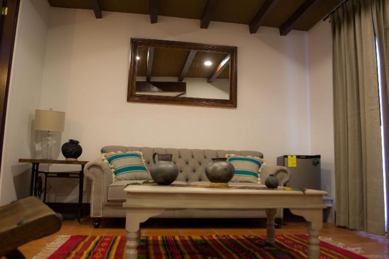 Casa De Adobe Gallery & Luxury Boutique Oaxaca ห้อง รูปภาพ